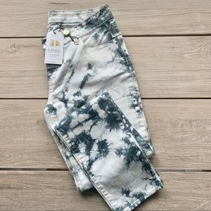 NWT Buffalo jeans